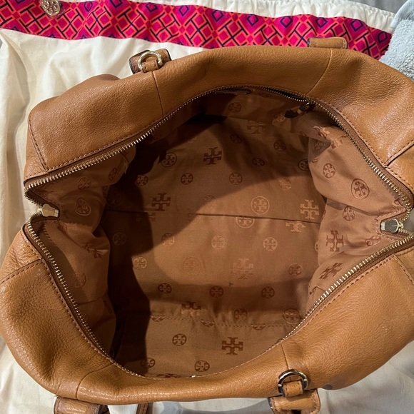 Tory Burch Brown Pebbled Leather Brody Satchel - Picture 4 of 7